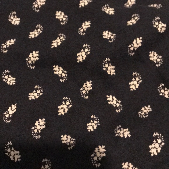 Old Navy Peplum tank - Picture 2 of 3